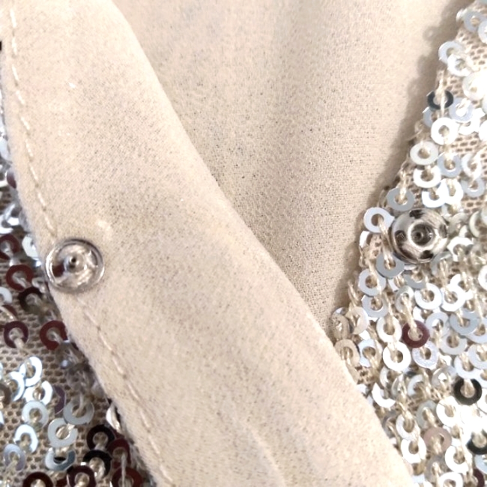 love on a hanger Silver Sequin V-Neck Camisole - Picture 7 of 15
